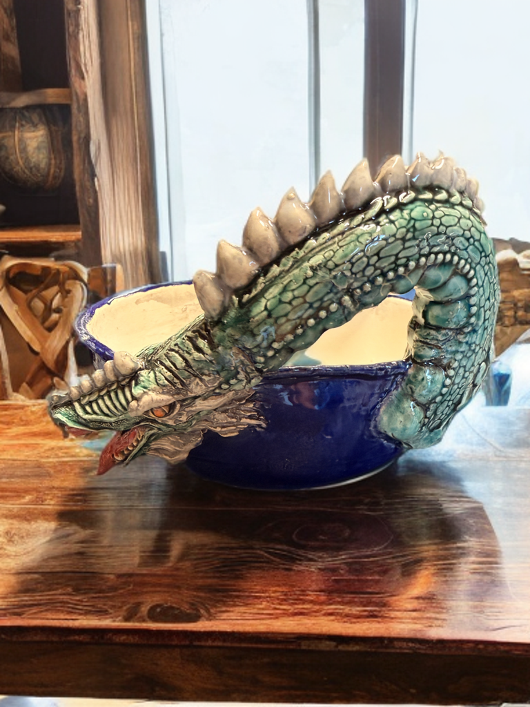Bonsai Pot With Dragon